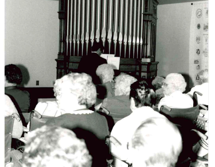 SC 1980 00 Service with Organ